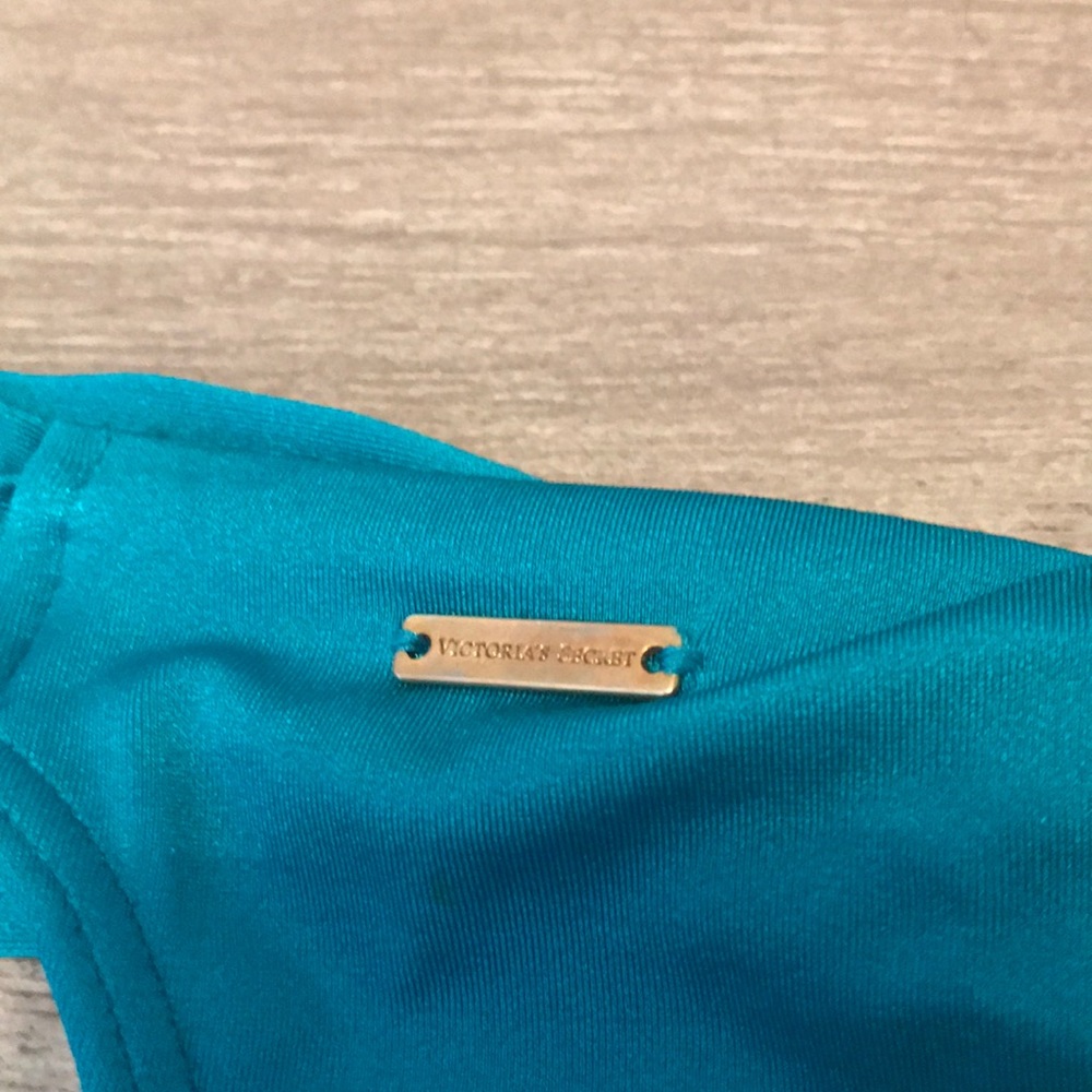 Victorias Secret bandeau bikini - Picture 6 of 9